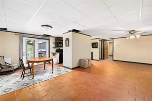 6 Country Rd, Warren, RI 02885 - Photo 37