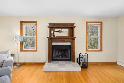6 Country Road, Warren, RI 02885 - Photo 5