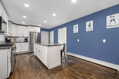 64 Long Court, Cranston, RI 02920 - Photo 5