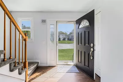 64 Long Court, Cranston, RI 02920 - Photo 15