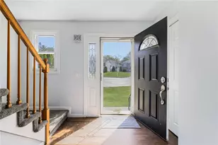 64 Long Ct, Cranston, RI 02920 - Photo 15