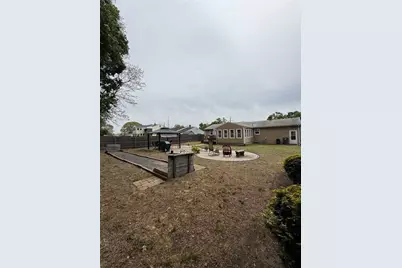 124 Zinnia Drive, Cranston, RI 02920 - Photo 29