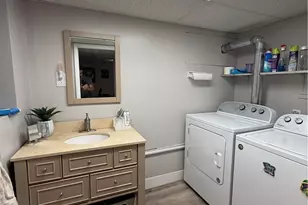 124 Zinnia Dr, Cranston, RI 02920 - Photo 23