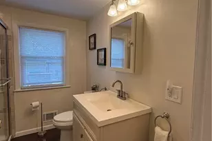 124 Zinnia Dr, Cranston, RI 02920 - Photo 13