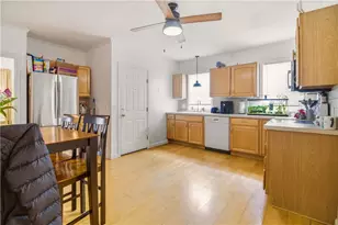 28 Roma St, Bristol, RI 02809 - Photo 5