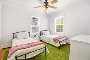 28 Roma St, Bristol, RI 02809 - Photo 23