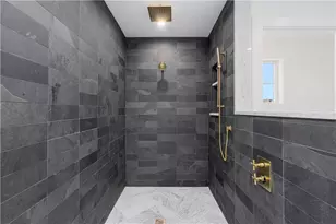 6 Sharon Ct, Newport, RI 02840 - Photo 31