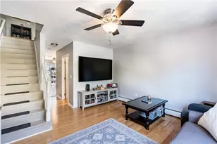 10 Burleigh St, Providence, RI 02904 - Photo 13
