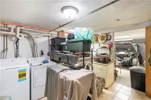 10 Burleigh St, Providence, RI 02904 - Photo 33