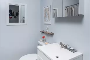 10 Burleigh St, Providence, RI 02904 - Photo 29