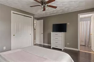 234 3rd Ave, Cranston, RI 02910 - Photo 13