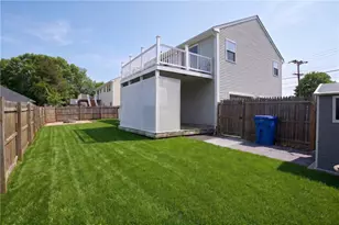 234 3rd Ave, Cranston, RI 02910 - Photo 25