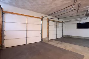 234 3rd Ave, Cranston, RI 02910 - Photo 23