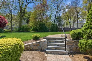 2 N Hereford Dr, Cumberland, RI 02864 - Photo 29