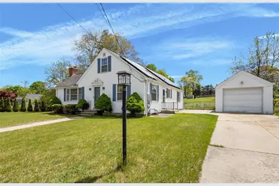 74 Youngs Avenue, West Warwick, RI 02893 - Photo 3