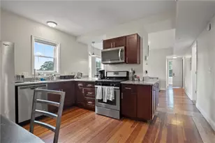 173 Prospect St, Providence, RI 02906 - Photo 3