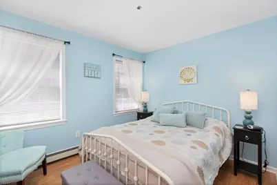 231 Maple Avenue #201, Newport, RI 02840 - Photo 23