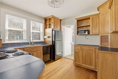 53 Berkeley Avenue, Newport, RI 02840 - Photo 11