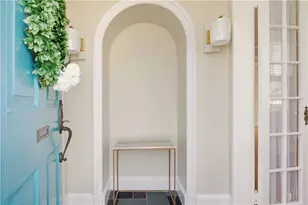 53 Berkeley Ave, Newport, RI 02840 - Photo 3