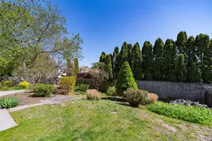 152 Audubon Rd, Warwick, RI 02888 - Photo 41