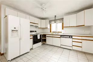 6 Englewood Ct, Warren, RI 02885 - Photo 7