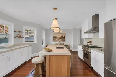19 Rhode Island Avenue, Providence, RI 02906 - Photo 11