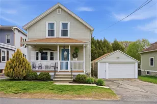 118 Bellevue Ave, North Smithfield, RI 02896 - Photo 3