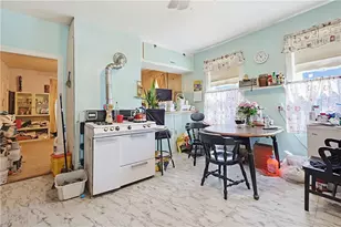 34 Hudson St, Providence, RI 02909 - Photo 9