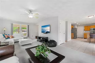 19 Wilson St, West Warwick, RI 02893 - Photo 7