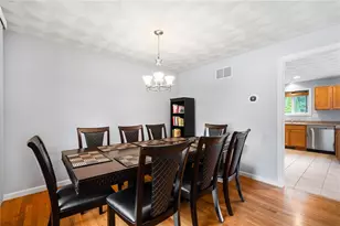19 Wilson St, West Warwick, RI 02893 - Photo 13