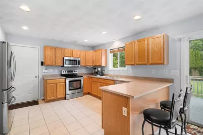 19 Wilson Street, West Warwick, RI 02893 - Photo 9