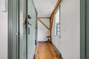 9 Thames St, Newport, RI 02840 - Photo 31