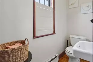 9 Thames St, Newport, RI 02840 - Photo 21