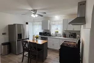 225 Leah St, Providence, RI 02908 - Photo 9