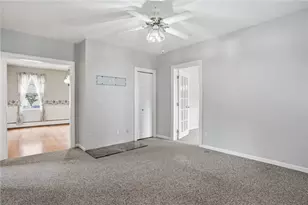 17 Victory St, Cumberland, RI 02864 - Photo 15