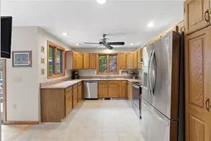 20 Follett St, North Smithfield, RI 02896 - Photo 7