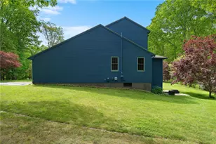 20 Follett St, North Smithfield, RI 02896 - Photo 31