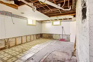 18 Harding Ave, Cranston, RI 02905 - Photo 29