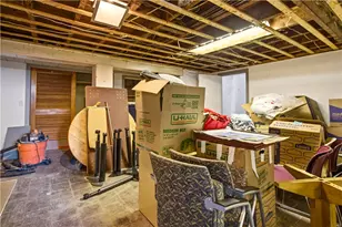18 Harding Ave, Cranston, RI 02905 - Photo 31