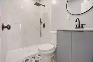 18 Harding Ave, Cranston, RI 02905 - Photo 9