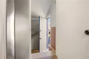 18 Harding Ave, Cranston, RI 02905 - Photo 27