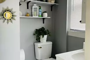 2 Parkview Ave, Providence, RI 02905 - Photo 15