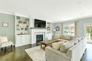 1 W Farm Rd, Smithfield, RI 02917 - Photo 9