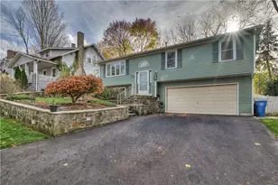 60 North St, Cranston, RI 02920 - Photo 31