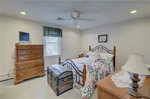 60 North St, Cranston, RI 02920 - Photo 15
