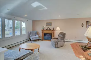 60 North St, Cranston, RI 02920 - Photo 9