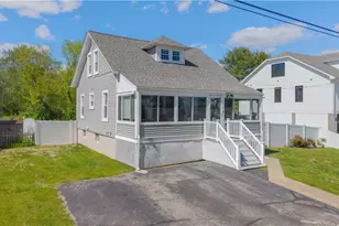 43 Samuel Gorton Ave, Warwick, RI 02889 - Photo 35