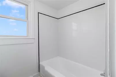 1609 West Main Road, Middletown, RI 02842 - Photo 13