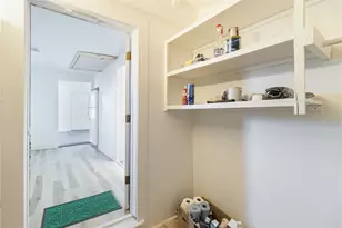 1609 W Main Rd, Middletown, RI 02842 - Photo 23