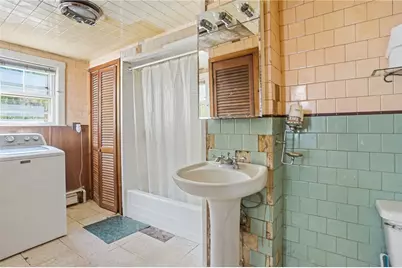 1162 Douglas Pike, Smithfield, RI 02917 - Photo 15